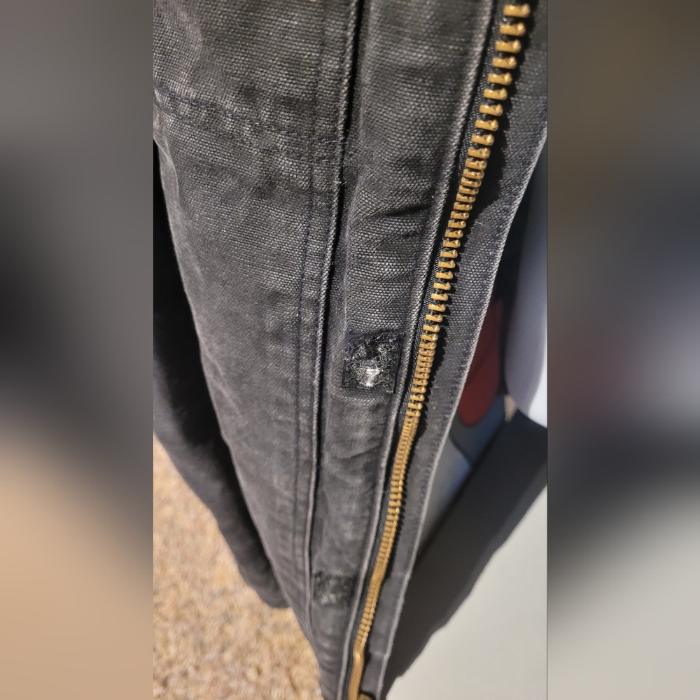 Carhartt ***WORK JACKET-HAS SOME HOLES*** Gray-Brown Lined Canvas Work Jacket - Picture 8 of 13